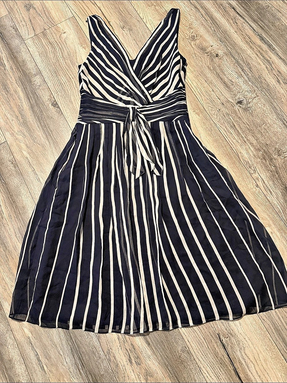 Ann Taylor 100%Silk Striped Mini Dress Black & White Size 0